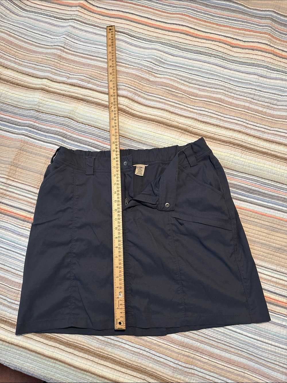Dark Navy Active Skirt with Pockets and internal mesh shorts